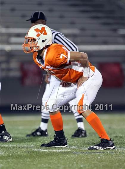 Thumbnail 2 in Mineola vs. Maypearl (2A Division 1 Region 2 Area Playoffs) photogallery.