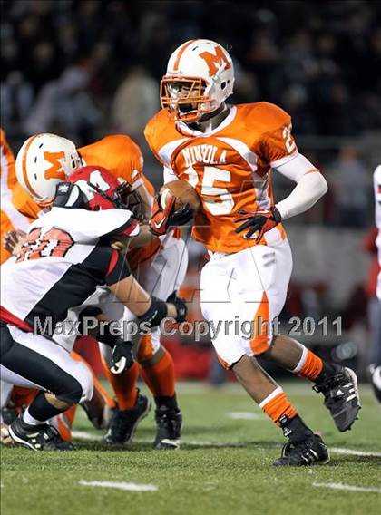 Thumbnail 1 in Mineola vs. Maypearl (2A Division 1 Region 2 Area Playoffs) photogallery.