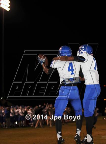 Thumbnail 3 in Bob Jones vs. Tuscaloosa County (AHSAA 7A 1st Round) photogallery.