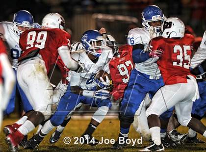 Thumbnail 2 in Bob Jones vs. Tuscaloosa County (AHSAA 7A 1st Round) photogallery.