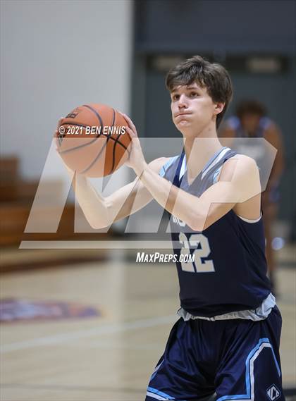 Thumbnail 1 in Mundy's Mill vs North Cobb Christian (Holiday Hoopsgiving Tournament) photogallery.
