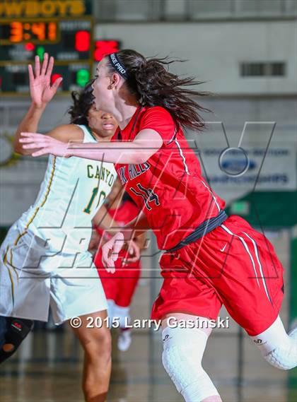 Thumbnail 3 in Canyon vs. Oak Hills (CIF SS Playoffs) photogallery.