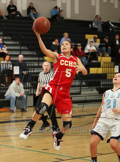 Thumbnail 1 in Cathedral Catholic vs. Our Lady of Peace (So Cal Holiday Classic) photogallery.