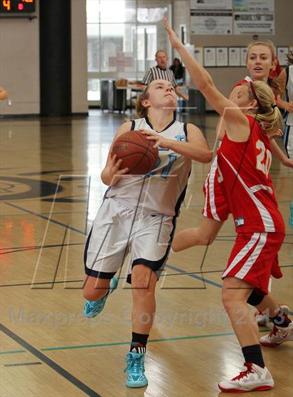 Thumbnail 1 in Cathedral Catholic vs. Our Lady of Peace (So Cal Holiday Classic) photogallery.