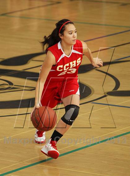 Thumbnail 2 in Cathedral Catholic vs. Our Lady of Peace (So Cal Holiday Classic) photogallery.