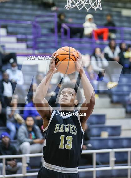 Thumbnail 2 in Washington County vs McDonough (Jones County Morris Bank Holiday Classic) photogallery.