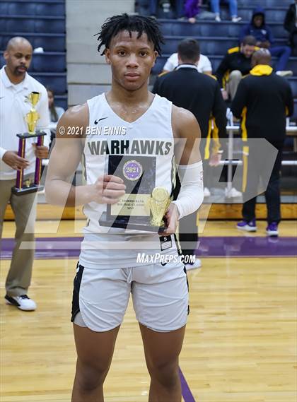 Thumbnail 2 in Washington County vs McDonough (Jones County Morris Bank Holiday Classic) photogallery.