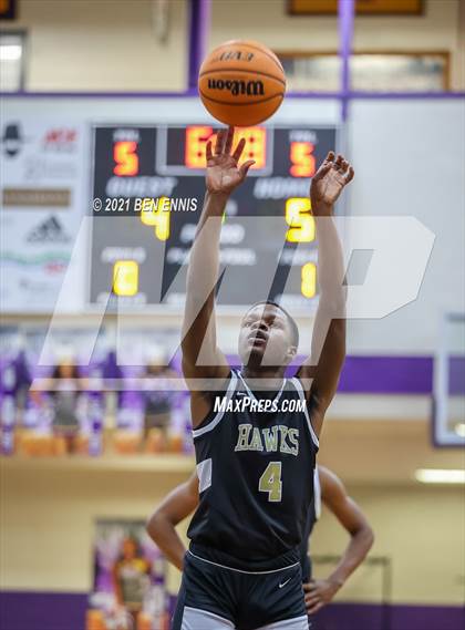 Thumbnail 3 in Washington County vs McDonough (Jones County Morris Bank Holiday Classic) photogallery.