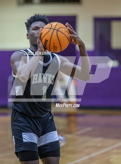 Thumbnail 2 in Washington County vs McDonough (Jones County Morris Bank Holiday Classic) photogallery.