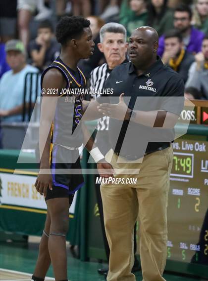 Thumbnail 1 in Walker vs Live Oak (Livingston Parish Tournament) photogallery.