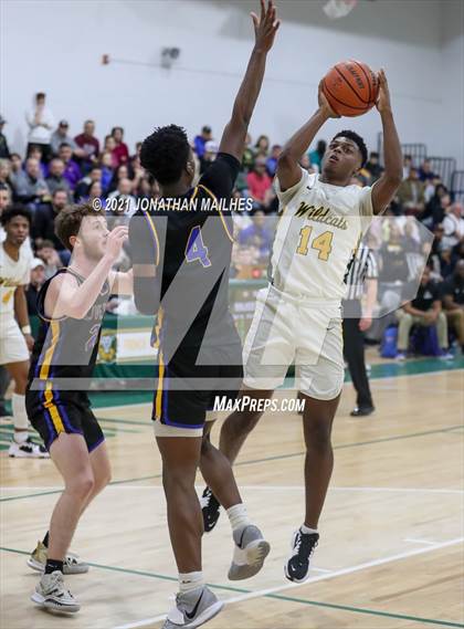 Thumbnail 3 in Walker vs Live Oak (Livingston Parish Tournament) photogallery.