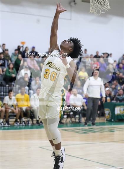 Thumbnail 3 in Walker vs Live Oak (Livingston Parish Tournament) photogallery.