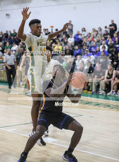 Thumbnail 1 in Walker vs Live Oak (Livingston Parish Tournament) photogallery.