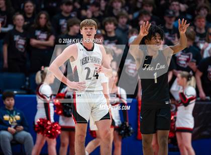 Thumbnail 3 in Lutheran East vs. Preble Shawnee (OHSAA Division III Semifinal) photogallery.