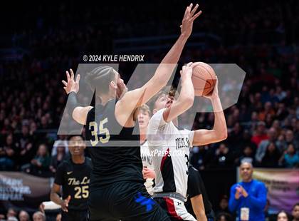 Thumbnail 2 in Lutheran East vs. Preble Shawnee (OHSAA Division III Semifinal) photogallery.