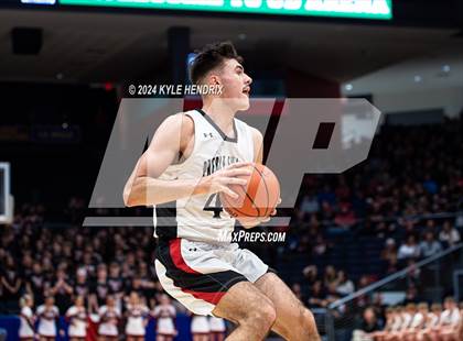 Thumbnail 3 in Lutheran East vs. Preble Shawnee (OHSAA Division III Semifinal) photogallery.