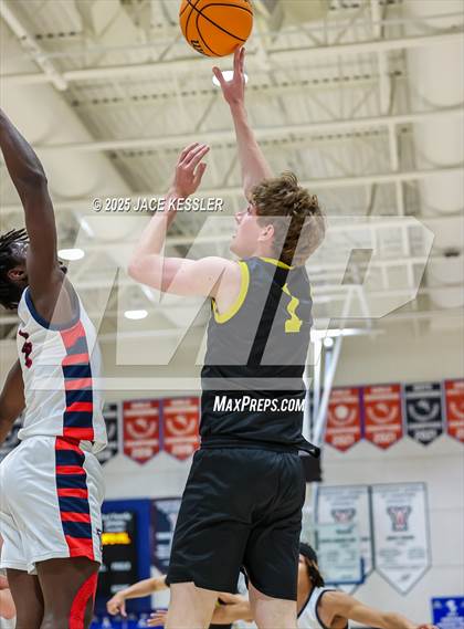 Thumbnail 2 in Capistrano Valley @ Viewpoint (CIF-SS Div-2AA Playoff) photogallery.