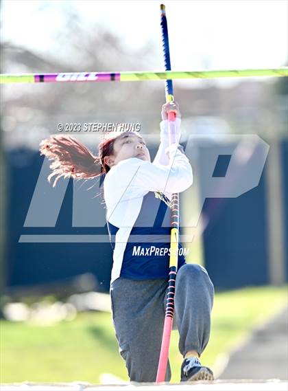 Thumbnail 3 in Neuqua Valley Meet photogallery.