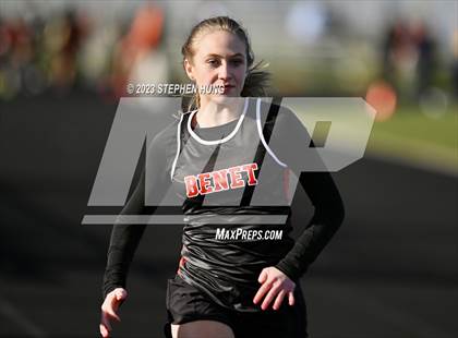 Thumbnail 2 in Neuqua Valley Meet photogallery.
