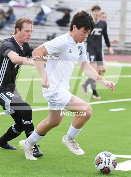 Thumbnail 2 in Northwest Christian vs. Thatcher (AIA 3A Semifinal) photogallery.