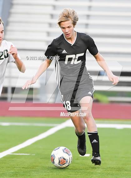 Thumbnail 2 in Northwest Christian vs. Thatcher (AIA 3A Semifinal) photogallery.