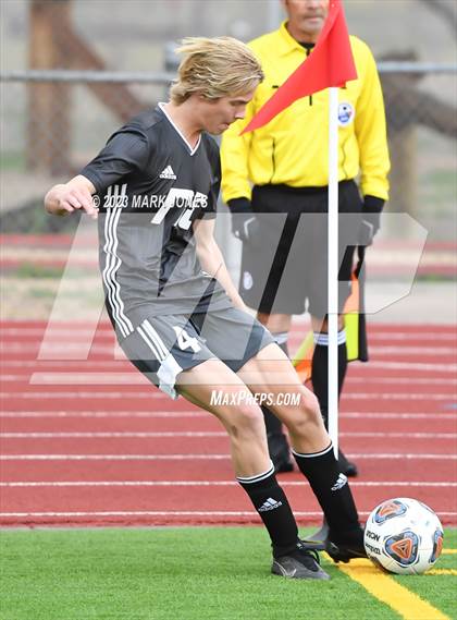 Thumbnail 3 in Northwest Christian vs. Thatcher (AIA 3A Semifinal) photogallery.
