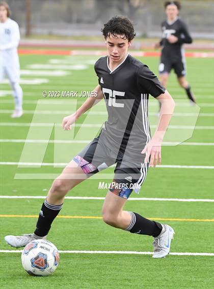 Thumbnail 3 in Northwest Christian vs. Thatcher (AIA 3A Semifinal) photogallery.