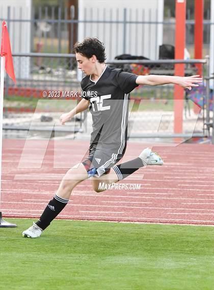 Thumbnail 1 in Northwest Christian vs. Thatcher (AIA 3A Semifinal) photogallery.