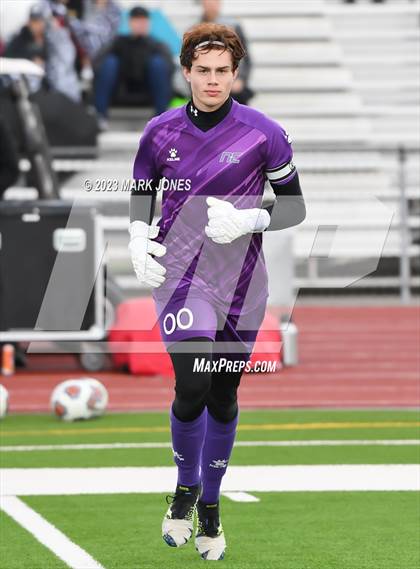 Thumbnail 2 in Northwest Christian vs. Thatcher (AIA 3A Semifinal) photogallery.
