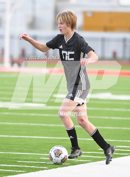 Thumbnail 3 in Northwest Christian vs. Thatcher (AIA 3A Semifinal) photogallery.