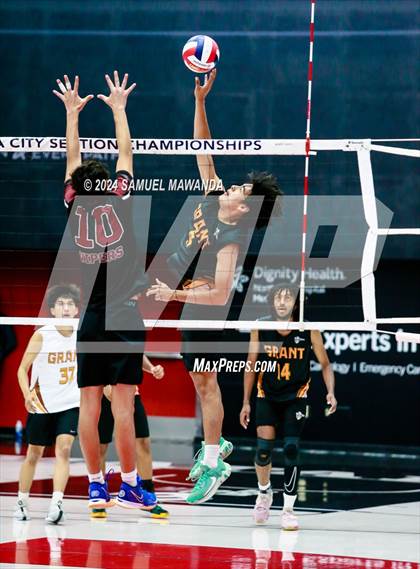 Thumbnail 3 in Grant vs Valley Academy of Arts & Sciences (CIF LAS DII Final) photogallery.