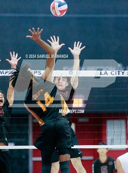 Thumbnail 3 in Grant vs Valley Academy of Arts & Sciences (CIF LAS DII Final) photogallery.