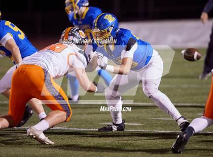 Thumbnail 2 in Roseville @ Del Campo photogallery.