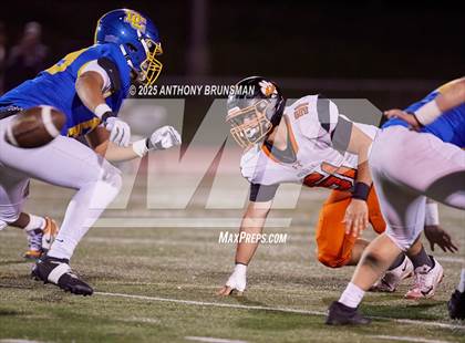 Thumbnail 3 in Roseville @ Del Campo photogallery.