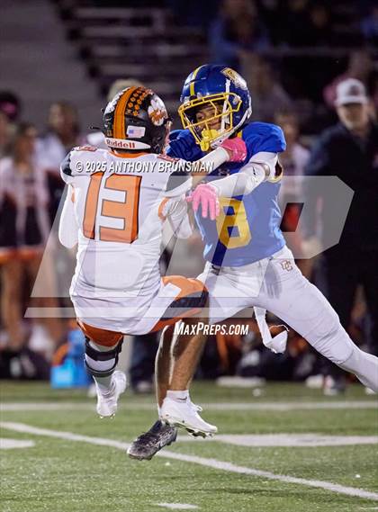 Thumbnail 3 in Roseville @ Del Campo photogallery.