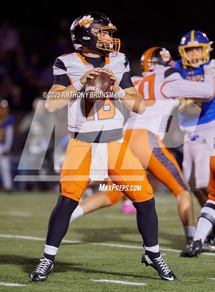 Thumbnail 3 in Roseville @ Del Campo photogallery.