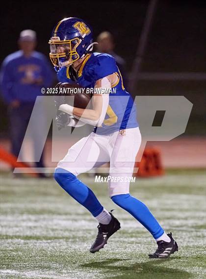 Thumbnail 1 in Roseville @ Del Campo photogallery.