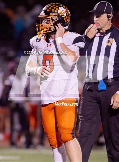 Thumbnail 2 in Roseville @ Del Campo photogallery.