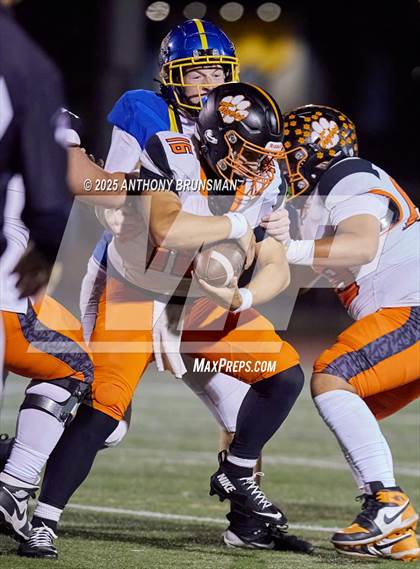 Thumbnail 1 in Roseville @ Del Campo photogallery.