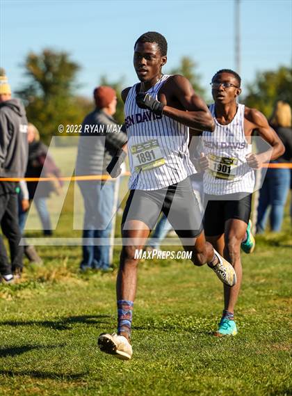 Thumbnail 1 in IHSAA Boys Cross Country Sectionals photogallery.