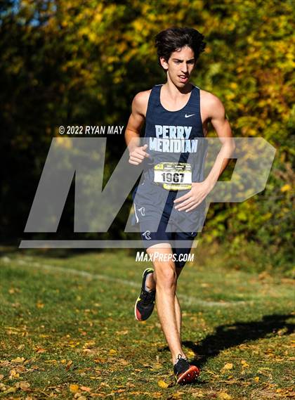 Thumbnail 2 in IHSAA Boys Cross Country Sectionals photogallery.