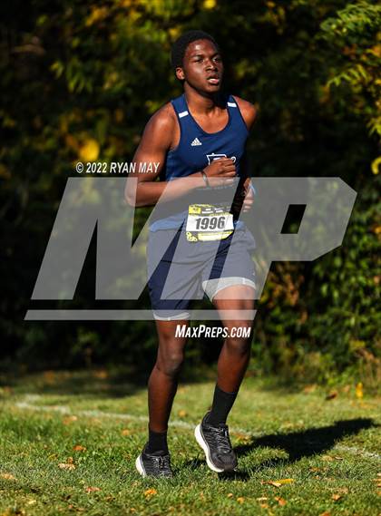 Thumbnail 1 in IHSAA Boys Cross Country Sectionals photogallery.