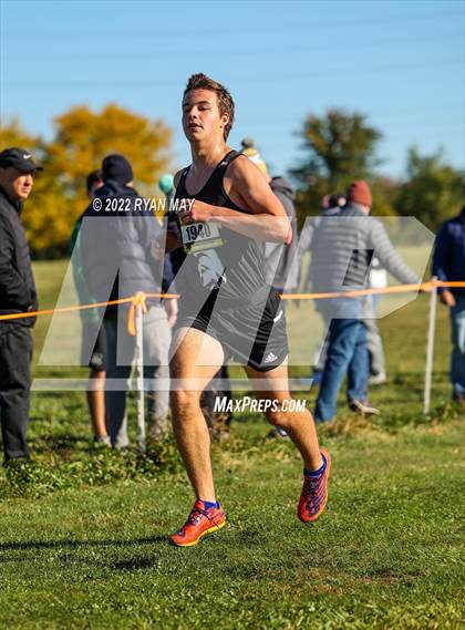 Thumbnail 3 in IHSAA Boys Cross Country Sectionals photogallery.