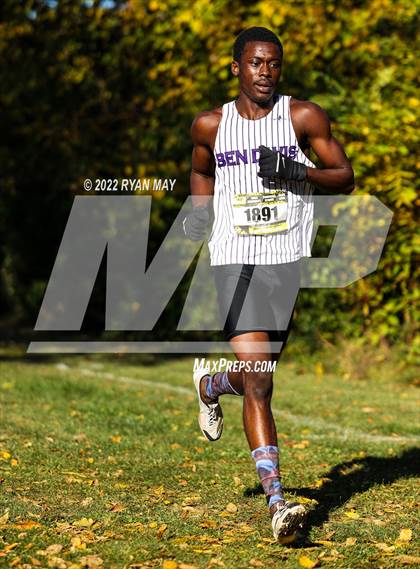 Thumbnail 2 in IHSAA Boys Cross Country Sectionals photogallery.