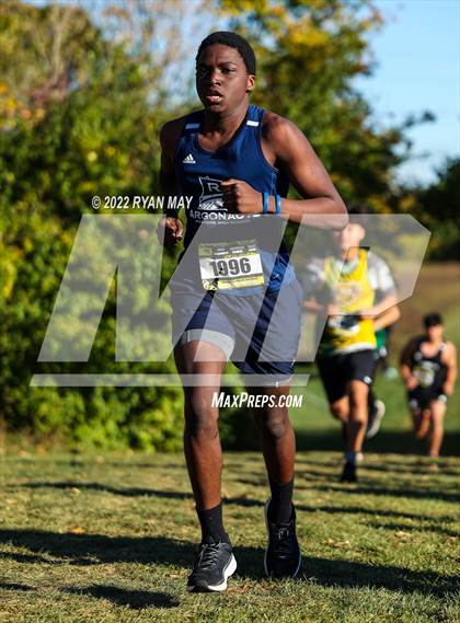 Thumbnail 2 in IHSAA Boys Cross Country Sectionals photogallery.