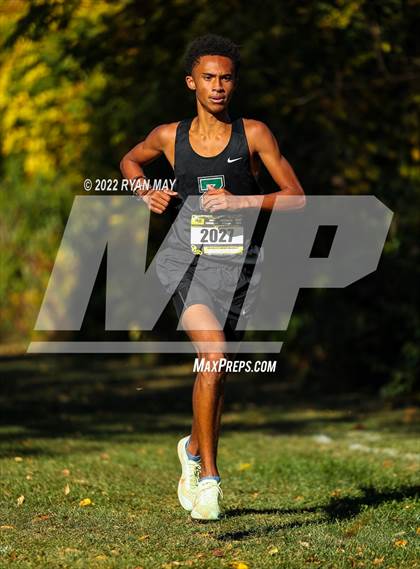 Thumbnail 2 in IHSAA Boys Cross Country Sectionals photogallery.