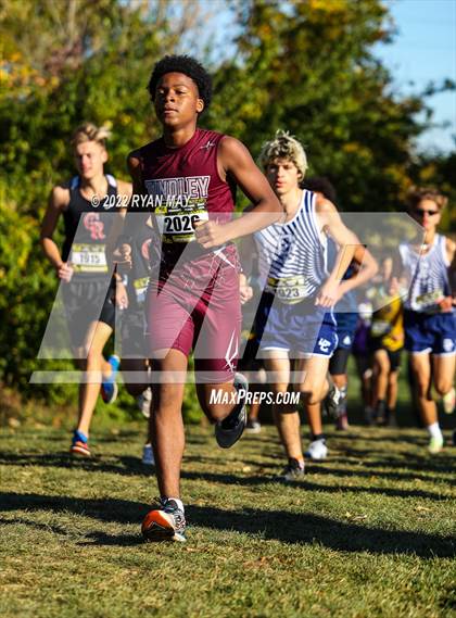 Thumbnail 3 in IHSAA Boys Cross Country Sectionals photogallery.