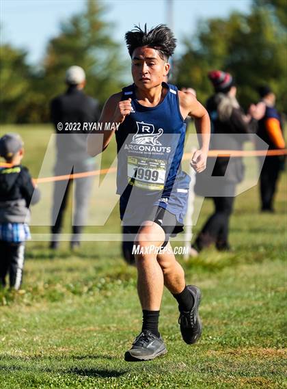 Thumbnail 3 in IHSAA Boys Cross Country Sectionals photogallery.