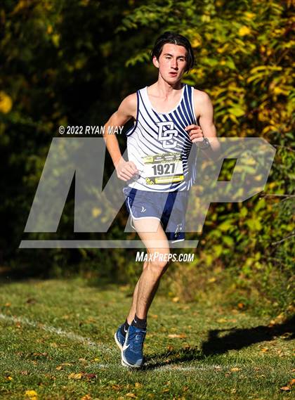 Thumbnail 1 in IHSAA Boys Cross Country Sectionals photogallery.