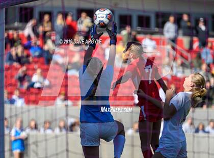 Thumbnail 3 in American Fork vs Davis (UHSAA 6A Final) photogallery.